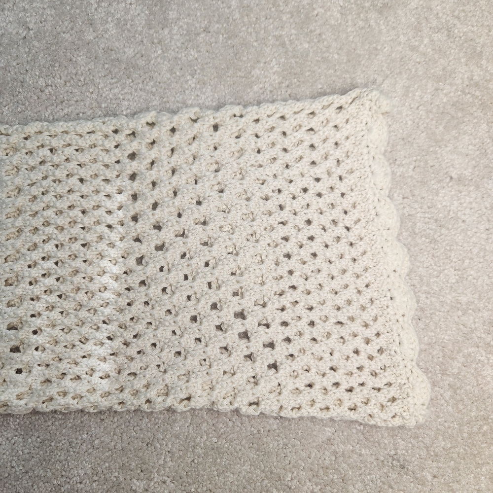 Olivaceous Beige Open-Knit Women's Sweater - Picture 4 of 8